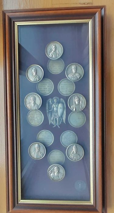 Серебряные иконы монеты музей Якубовски