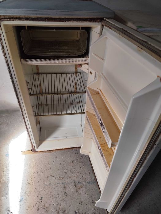 Холодильник однокамерный двухкамерный