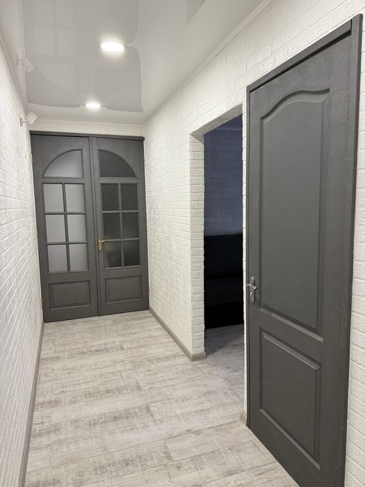 Продам 2-кімнатну квартиру-студію з євроремонтом Автовокзал Кривий Ріг