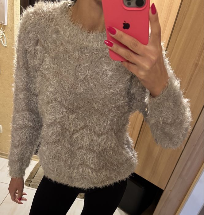 Тёплые женские кофты