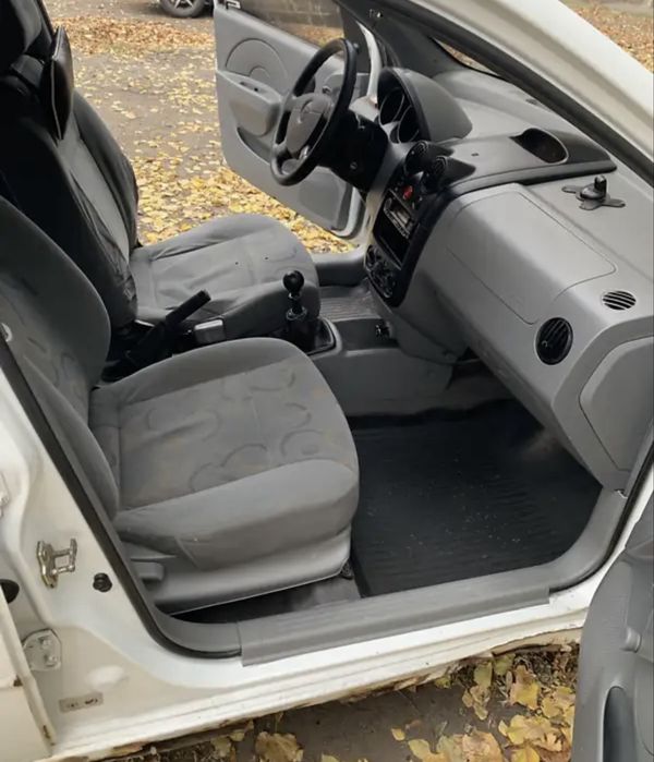 Chevrolet Aveo T200 газ/бензин