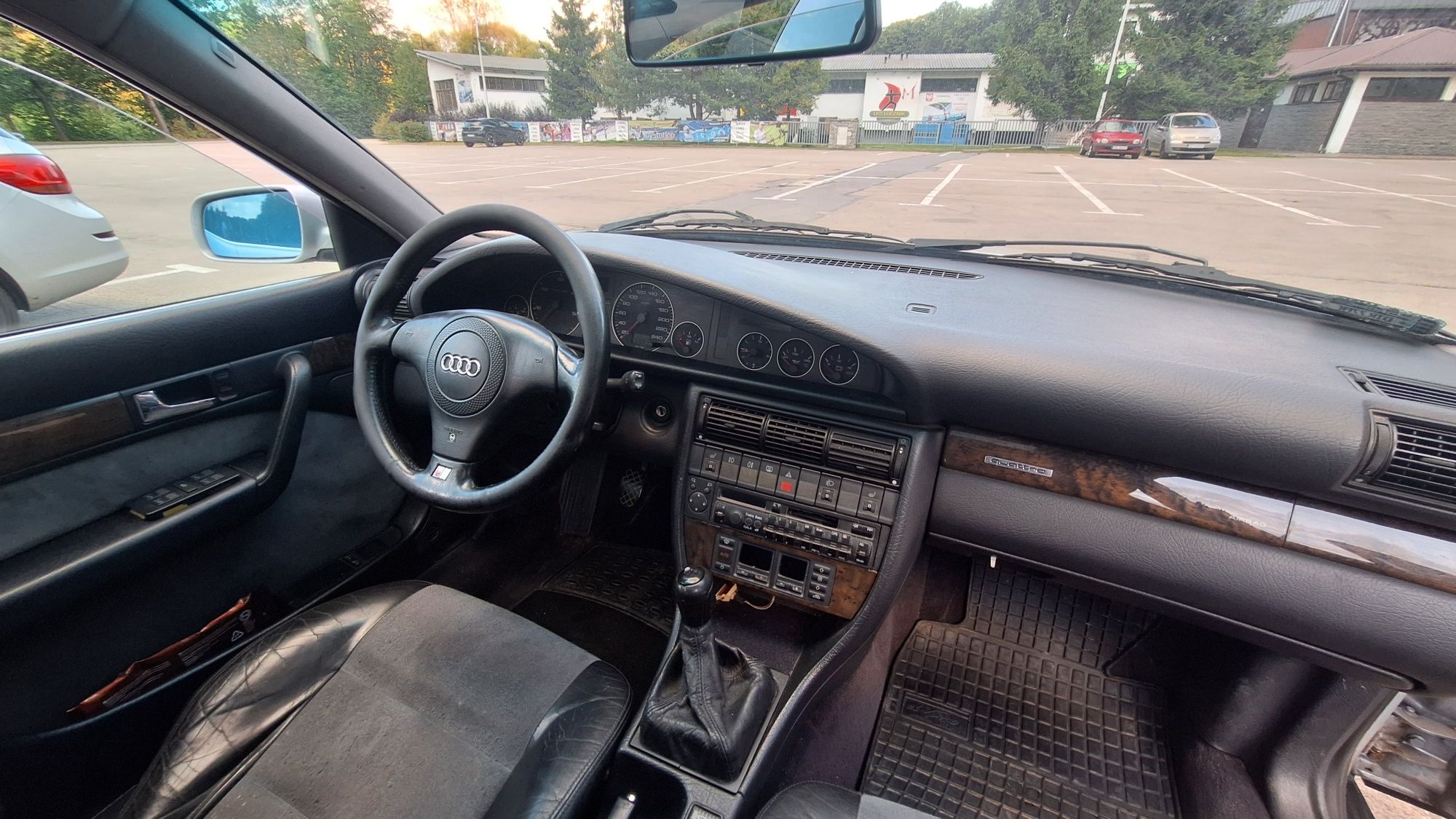 Audi A6 C4 2.5 TDI QUATTRO pilne