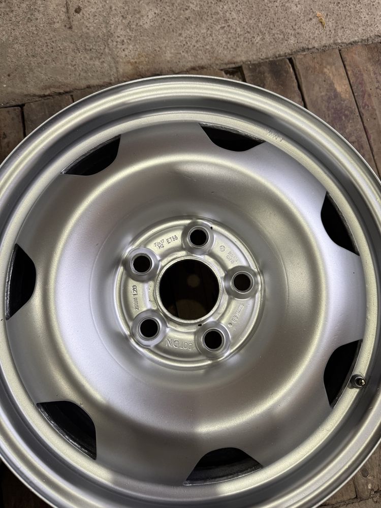 Диски металеві volkswagen T5, T6 r17 5 на 120