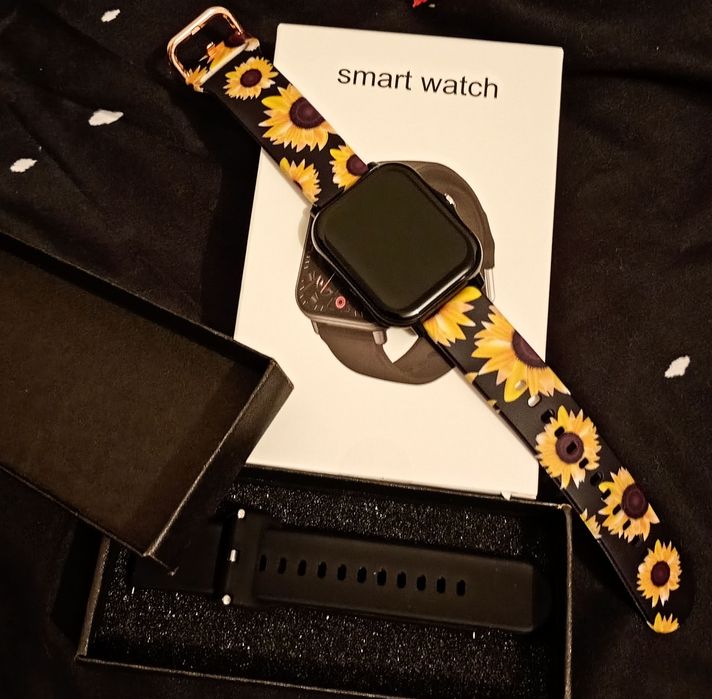 Smartwatch novo com 2 pulseiras