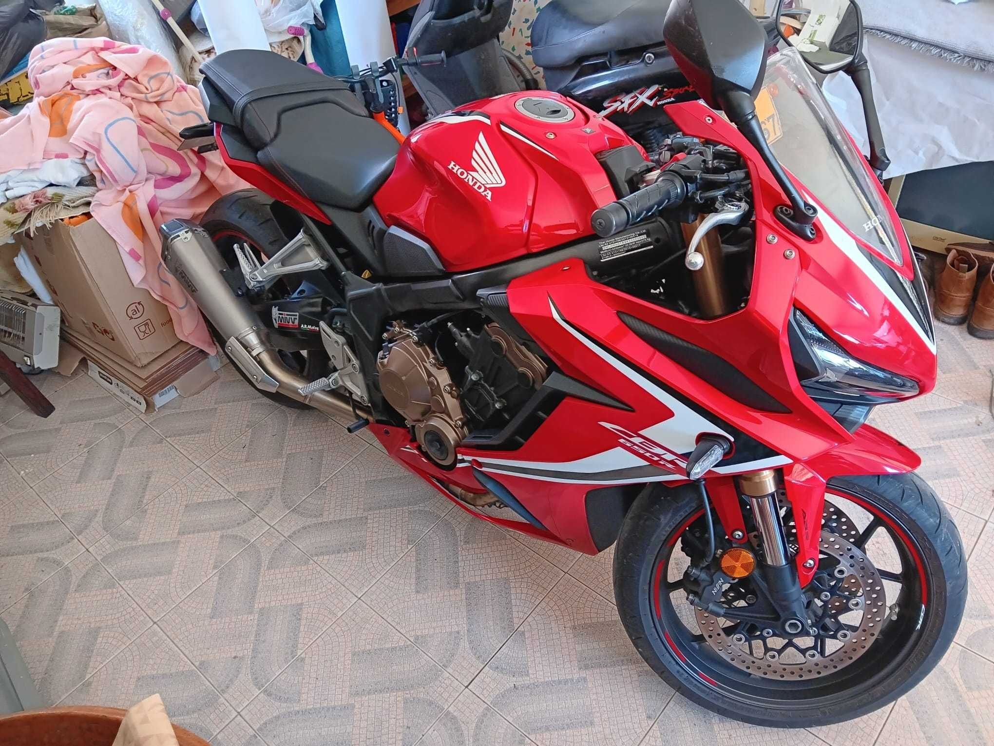 Honda CBR 650 R 2019