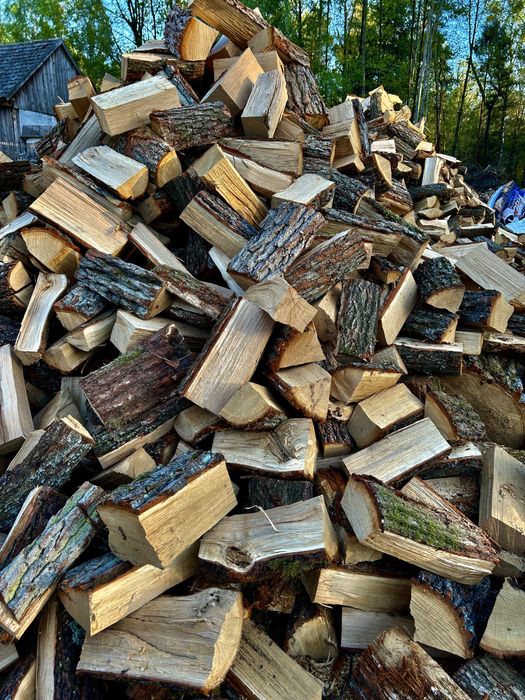 Drewno opałowe sosnowe pocięte i podziabane