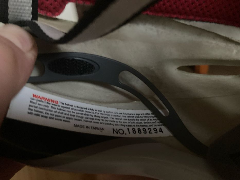 Велосипедный шлем SPELLI