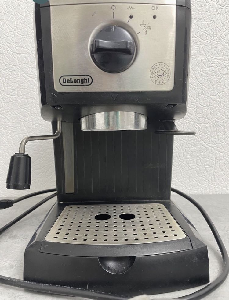 Кофеварка эспрессо DELONGHI EC 155