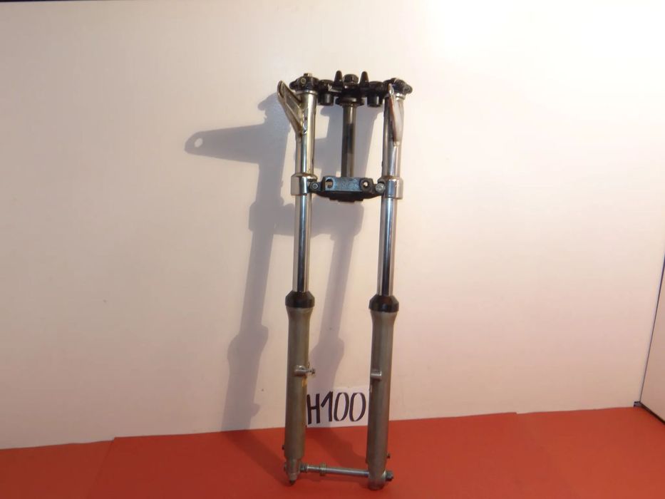 HONDA CB 450 Nighthawk 1984r PC05 ZAWIESZENIE LAGI PRZÓD H100 ZAWIESZENIE 100% PROSTE. RURY BEZ WŻERÓW I USZKODZEŃ