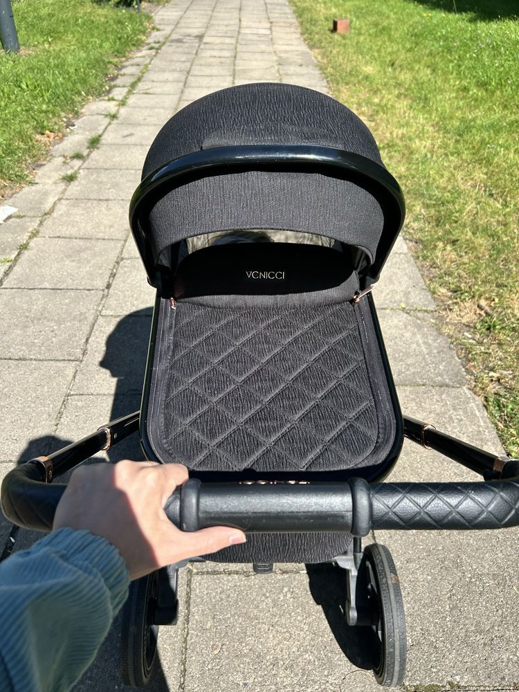 Wózek dzięciecy Venicci Tinum Black gondola spacerówka 2w1