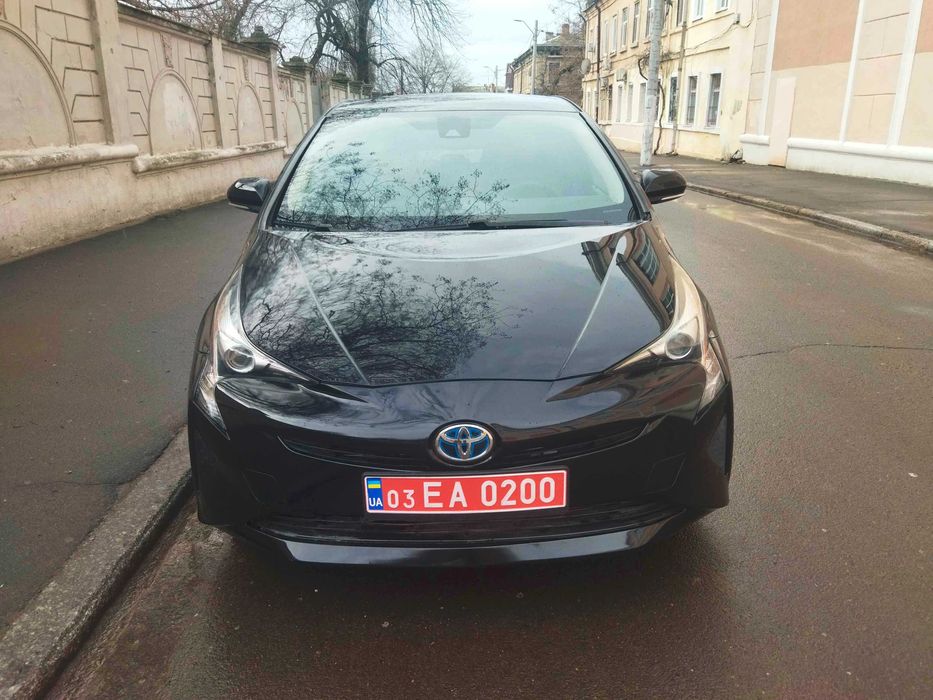 Toyota Prius Hybrid 2017рік 50
