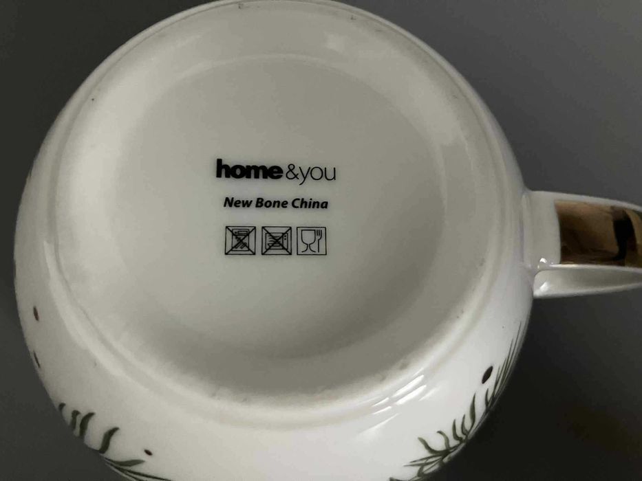 Świąteczna, urocza, unikatowa filiżanka ze spodkiem z home&you, Pinha