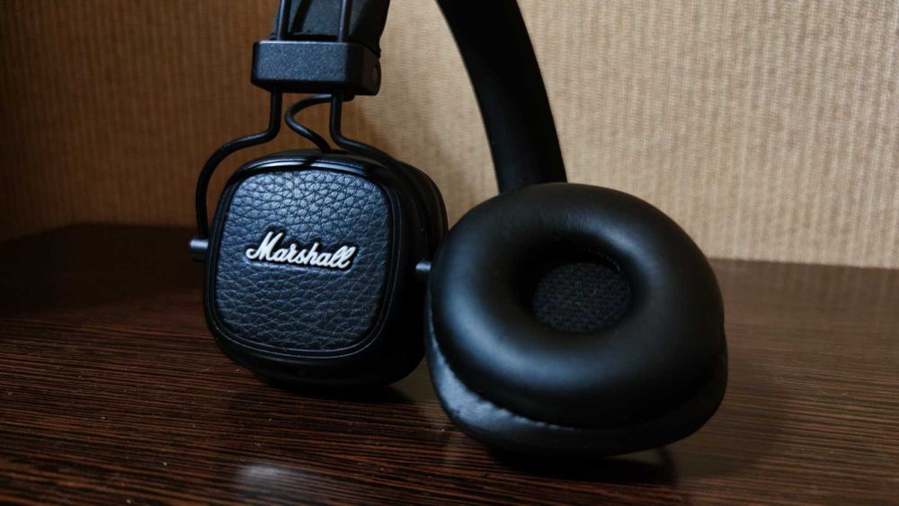 Топовые наушники Marshall major