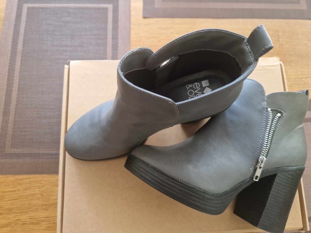 Buty Botki Even&Odd