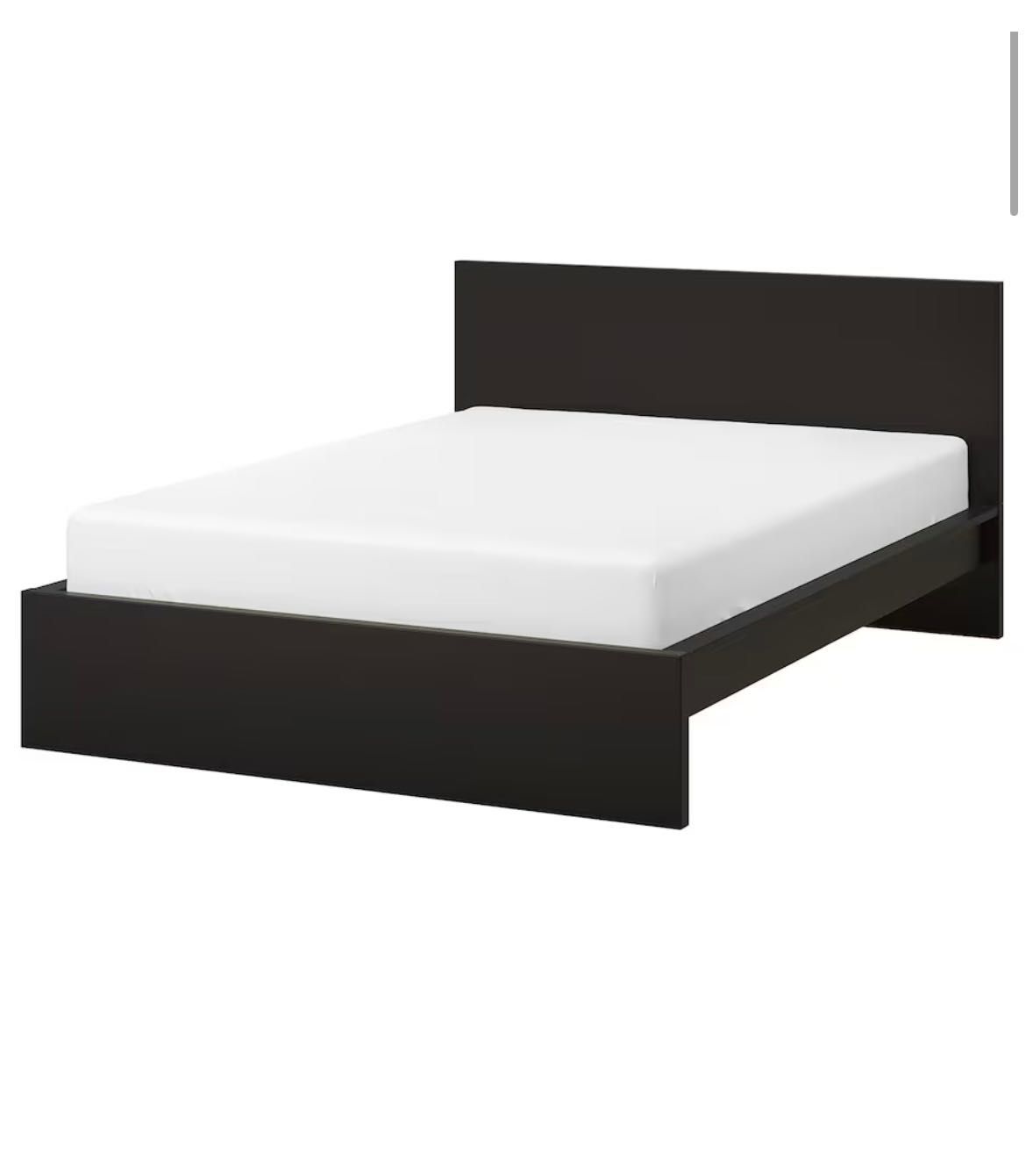 Cama Malm preta ikea