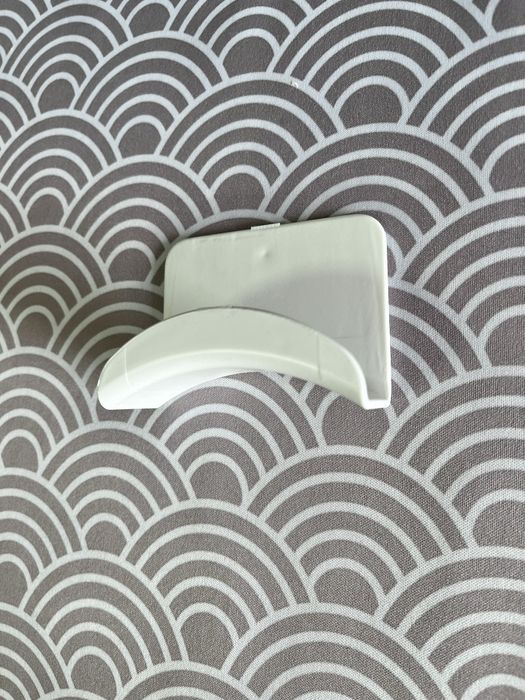 Держатель для наушников на клеящей основе ПОСЛЕДНИЙ