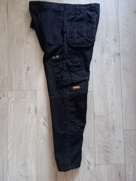 Продам рабочие штаны  DeWALT