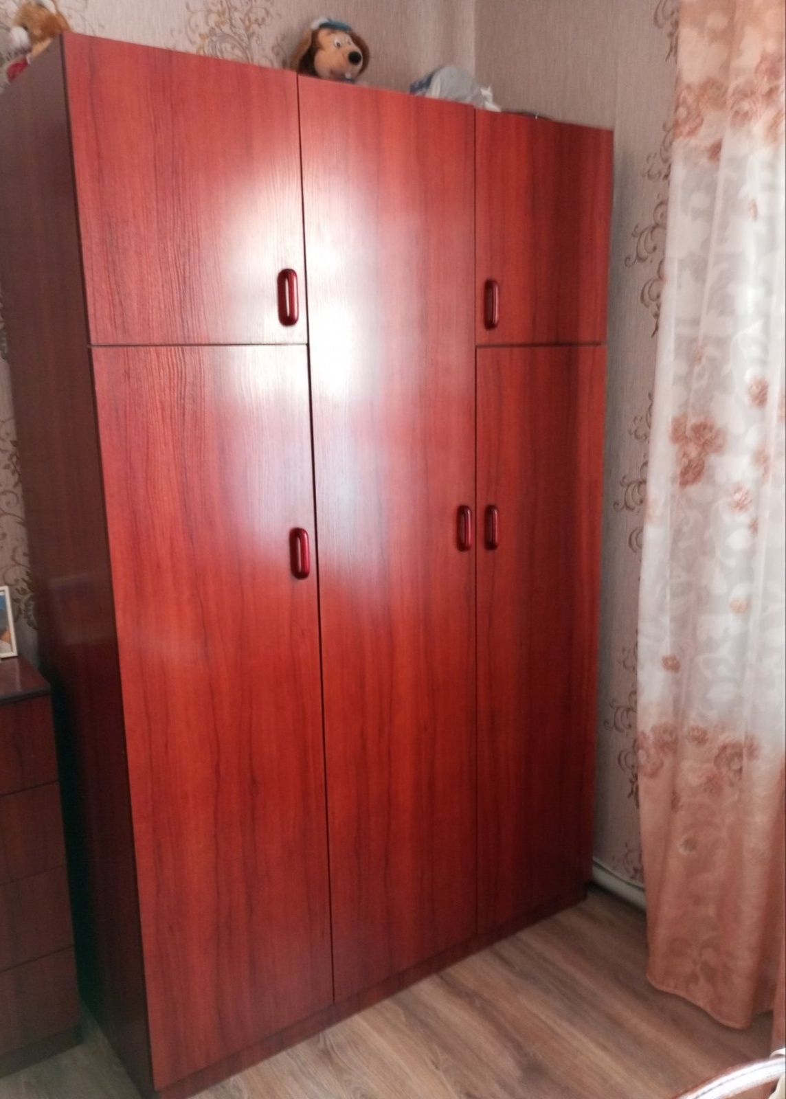 Продам меблі для спальні.