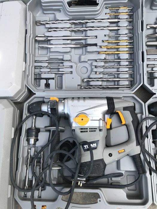 Перфоратор бочковий TITAN TTB631SDS PLUS 1500W 8 Дж з Англії