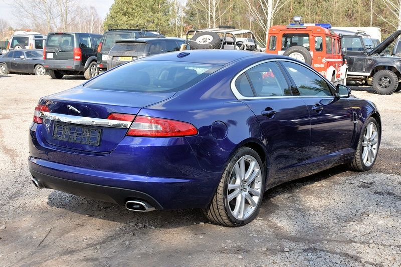 Belka zderzaka tył Jaguar XF X250