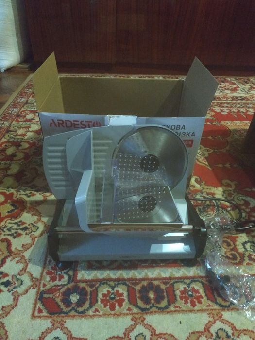 Слайсер, дискова скиборізка ARDESTO SDK 2005