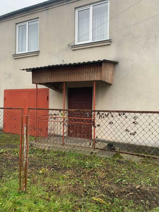 Продам житловий будинок садибного типу м. Рівне