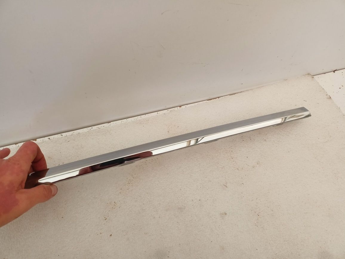 Audi A8 D5 4N 4N0 listwa chrom zderzaka tył tylna