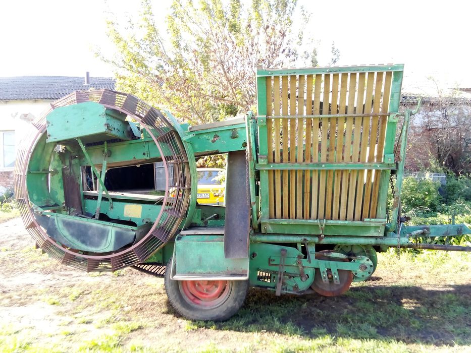 Картоплекомбайн.