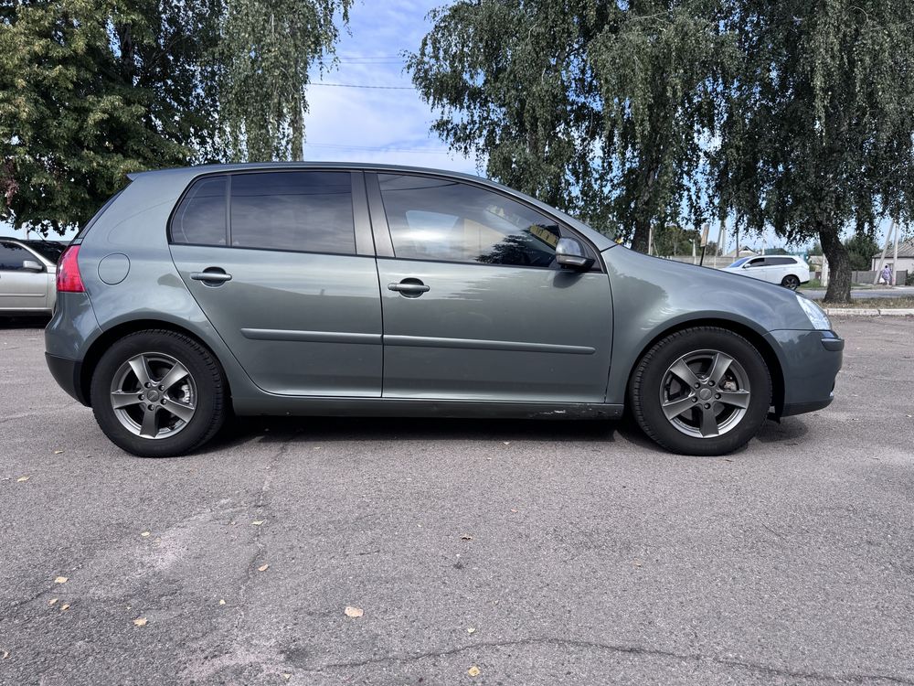 VW golf 5 1.6 FSI