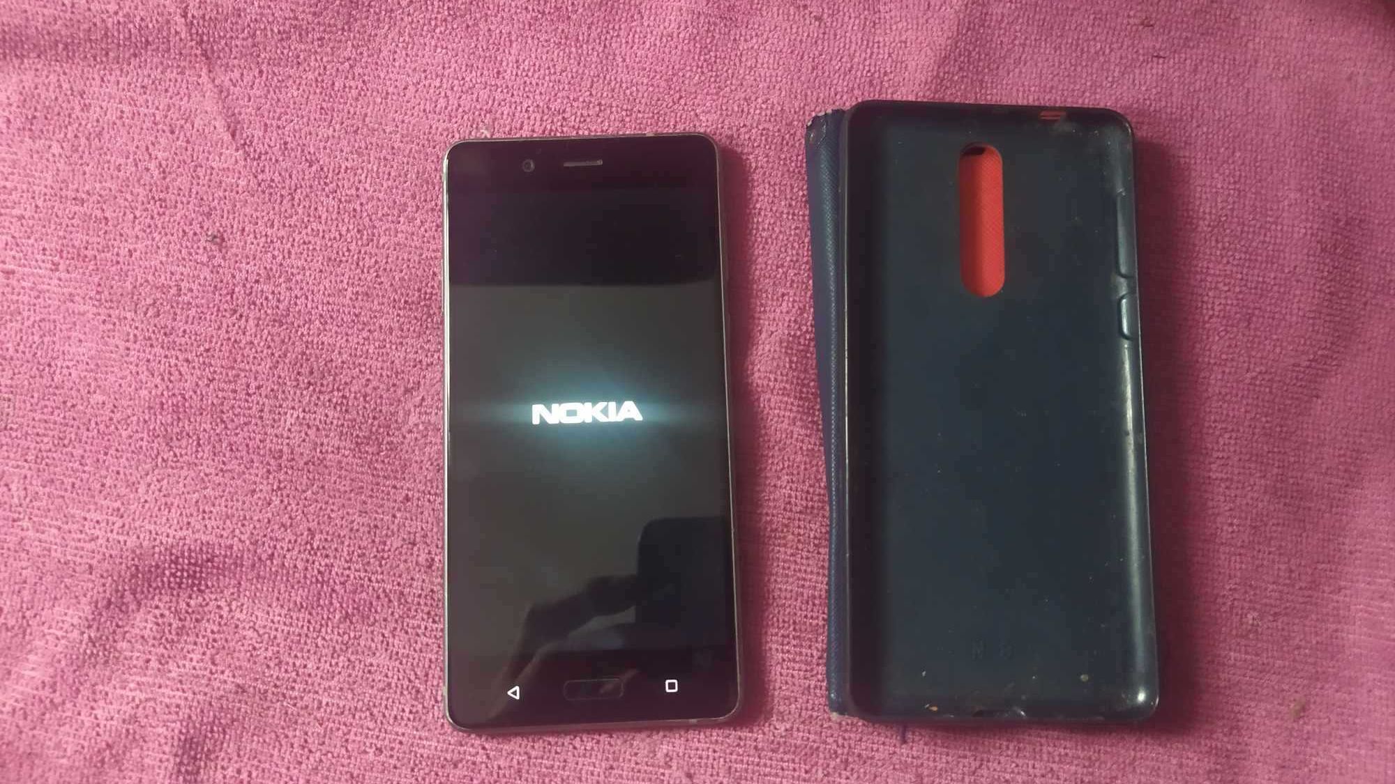 Nokia 8  TA-1004