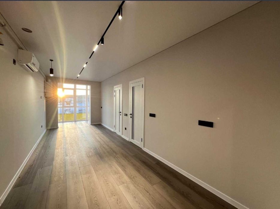 Продаж 2-к. квартири Євроремонт 53/34/19м² ЖК “Сусіди” 72900$ ТОРГ!!!