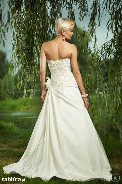Piękna biała suknia ślubna rozm. 36-38