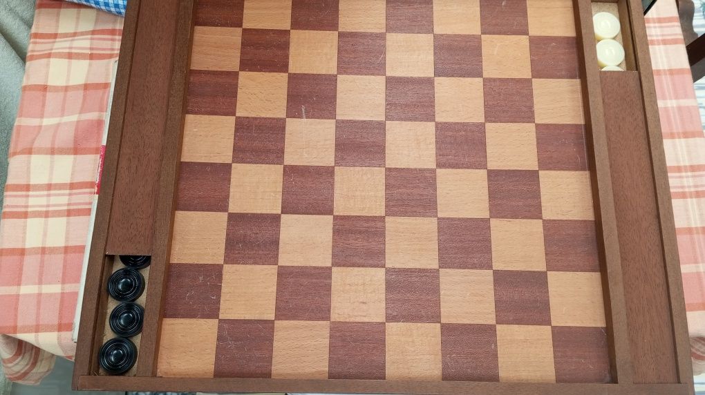 Jogos de mesa e lazer
