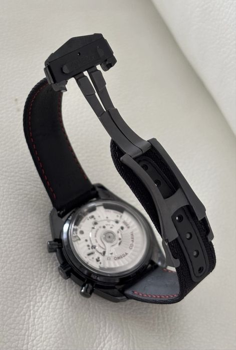 OMEGA Speedmaster Dark Side of the Moon 311.92.44.51.01.007