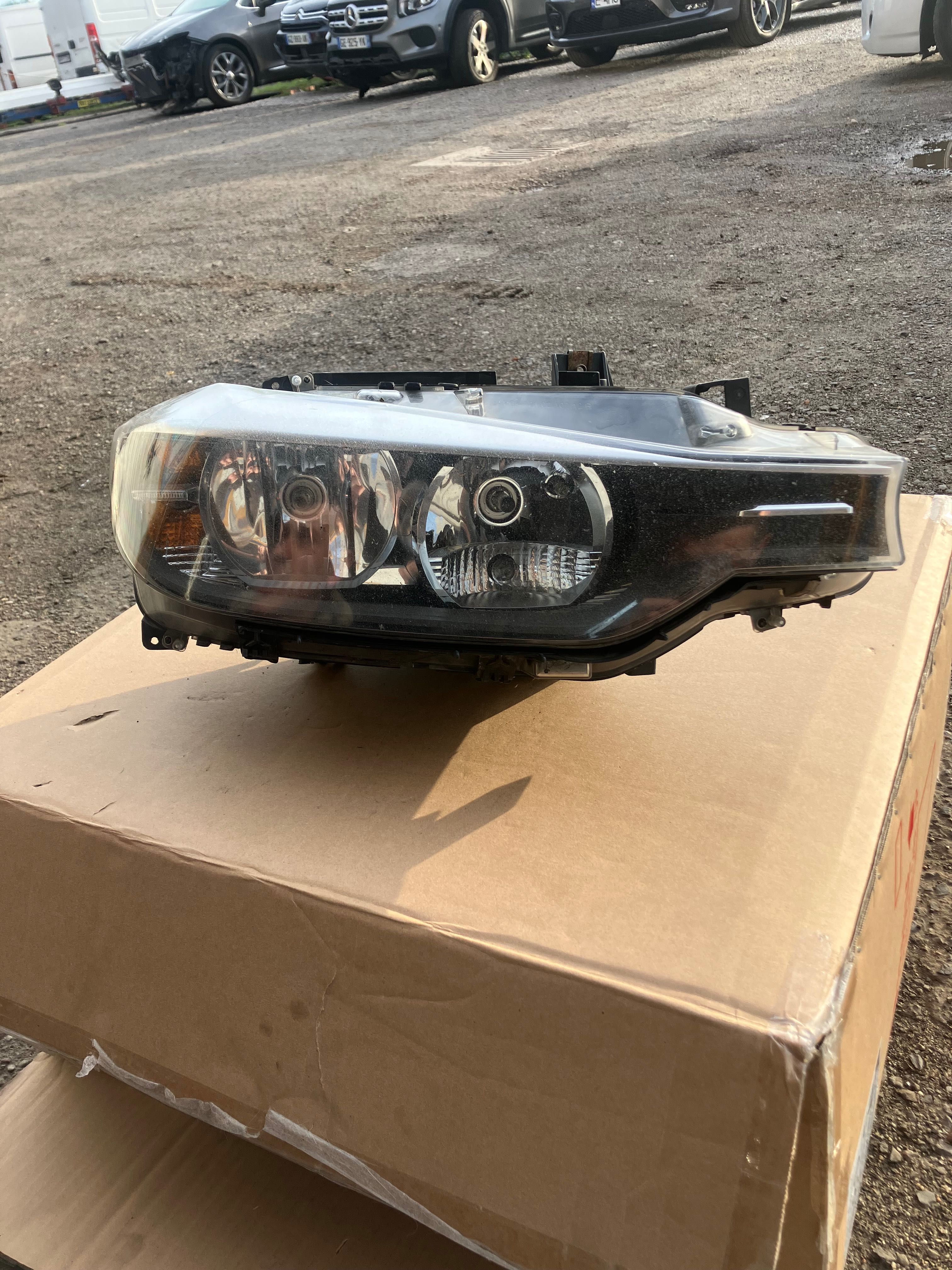 reflektory lampy bmw f30 prawa i lewa