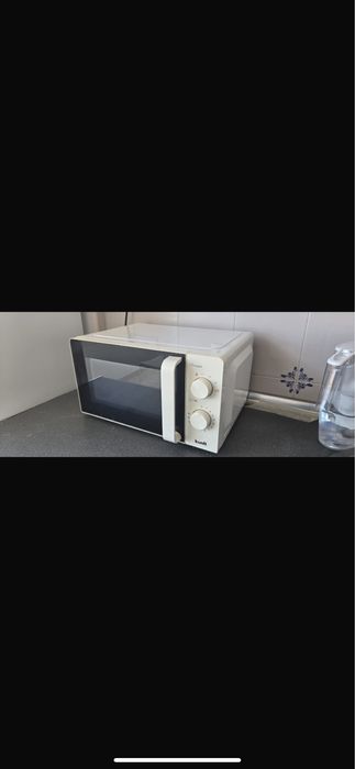 Micro-ondas sem detalhes