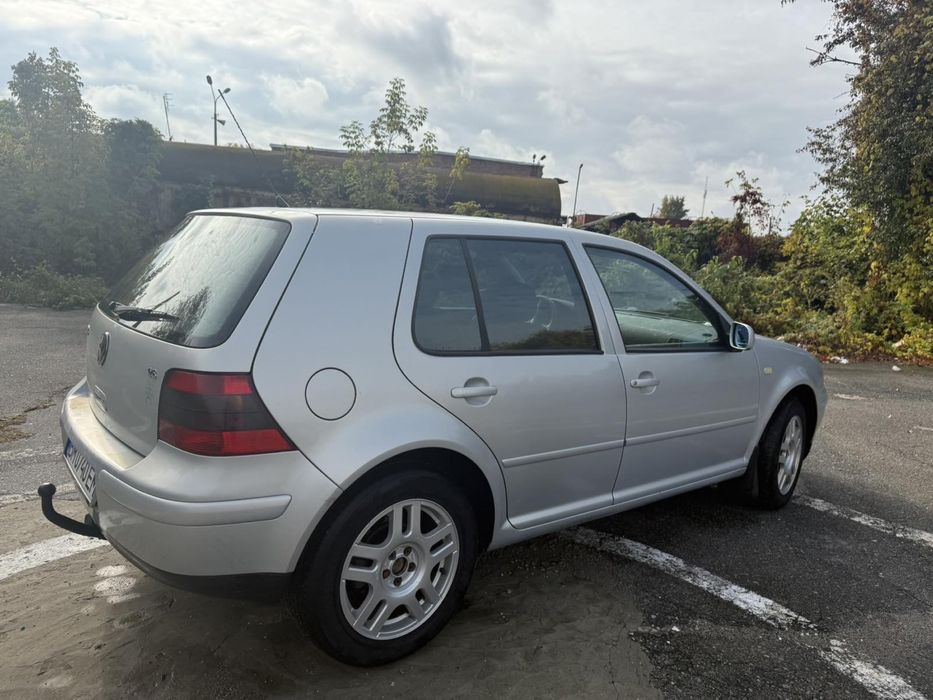 Фольцваген гольф 4 автомат 1.6 газ/бензін