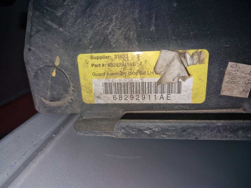 Jeep Wrangler JL Rubicon Stopnie Progi Metalowe Prawy Lewy