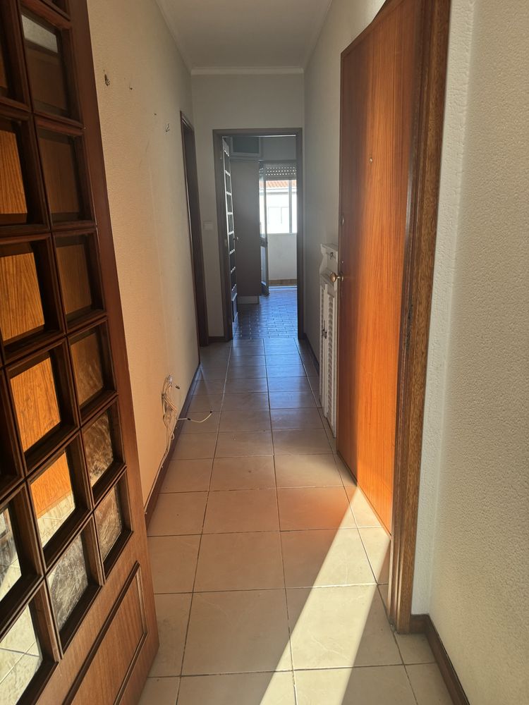 Alugo apartamento em Ermesinde ( perto da loja do cidadão)