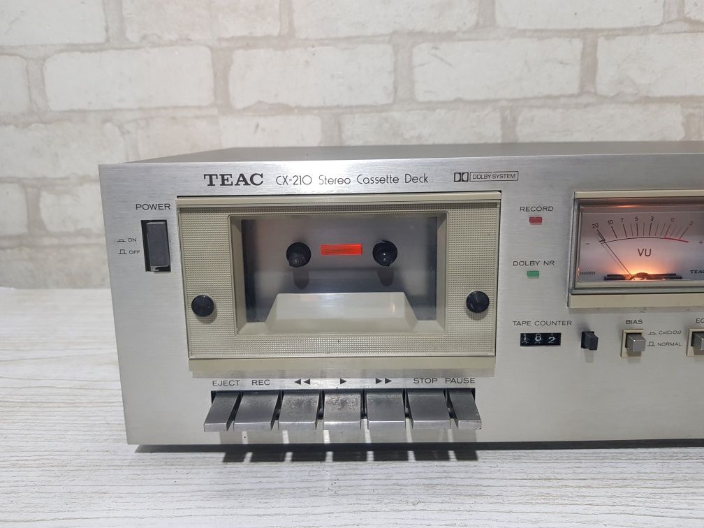 Стерео касетна дека/кассетная  TEAC CX-210 б/у з Німеччини