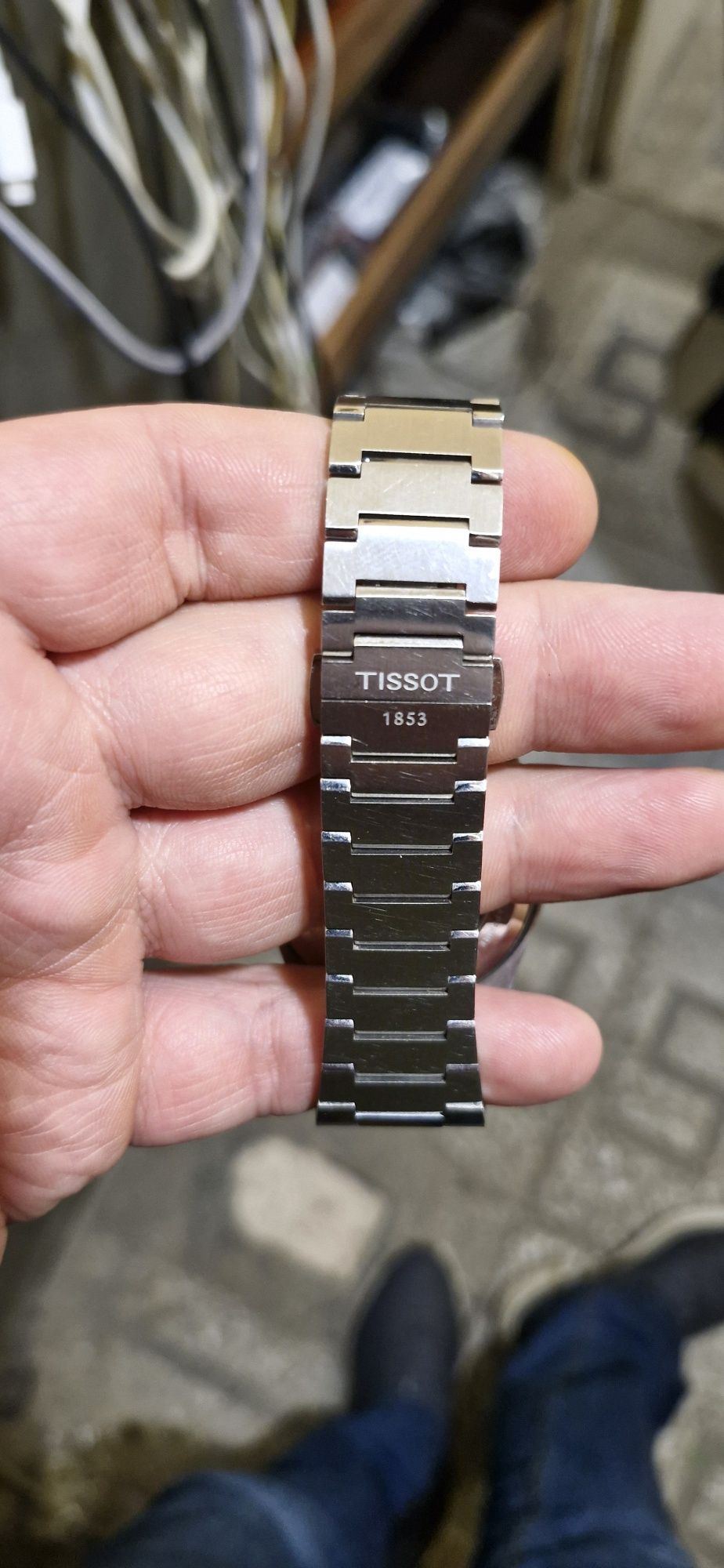 Годинник Tissot t137407a