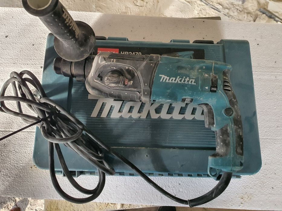 Młotowiertarka SDS + MAKITA HR2470 walizka 2024r