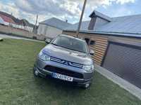 Mitsubishi outlander 3 2013