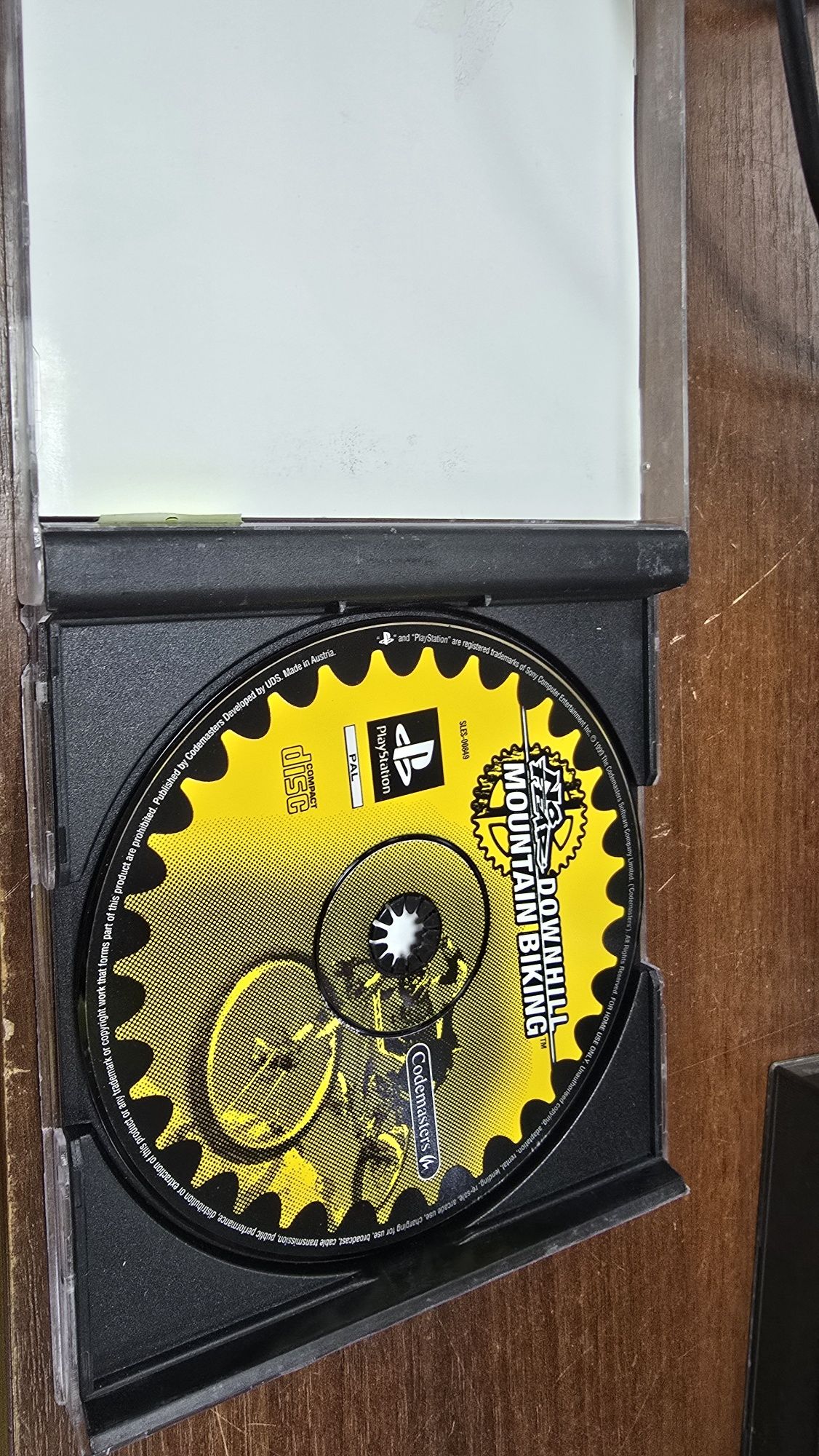 Gra na PS1 no fear downhill Mountain biking rower