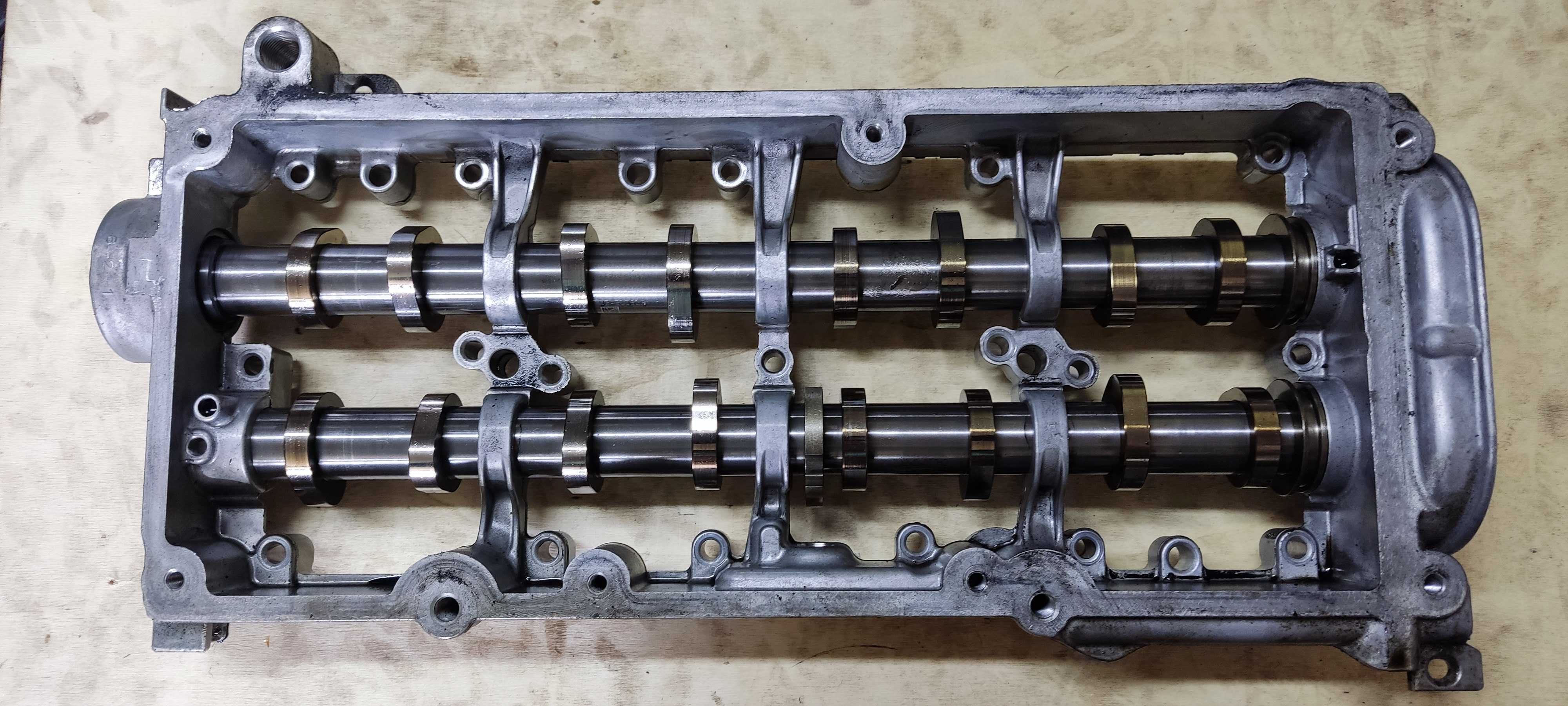 Wałki rozrządu vw audi 1.6TDI 2.0TDI 04L103292F 04L103308C
