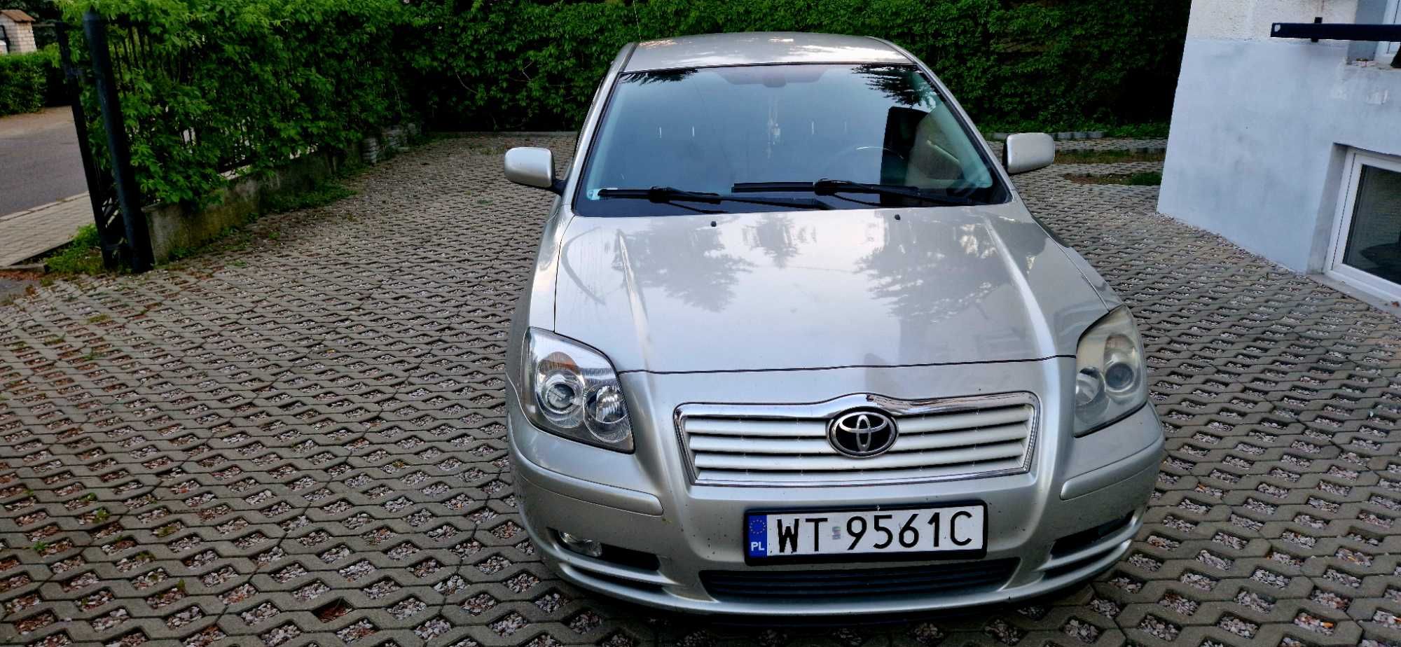 Toyota AVENSIS 2005 Srebrna - Stan B.D.