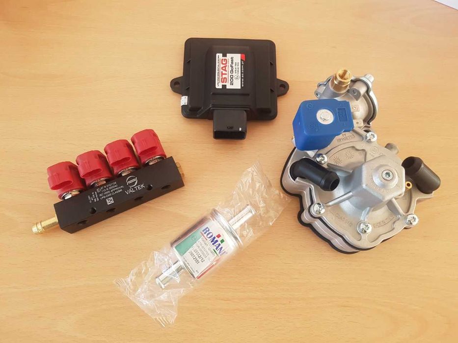 ГБО 4 покоління. Повний комплект. Балон, редуктор, форсунки, блок