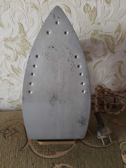 Утюги рабочие времен СССР