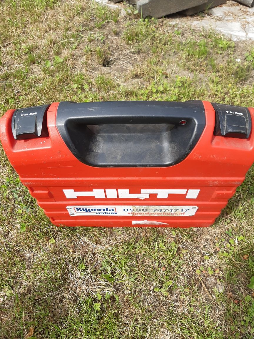 Walizka HILTI oryginalna /Kufer / po wkrętarkach