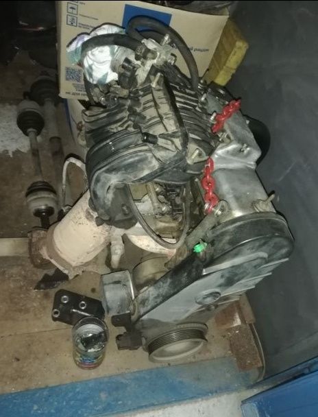 Двигатель Ваз 2110 2115 таврия сенс на полном ходу